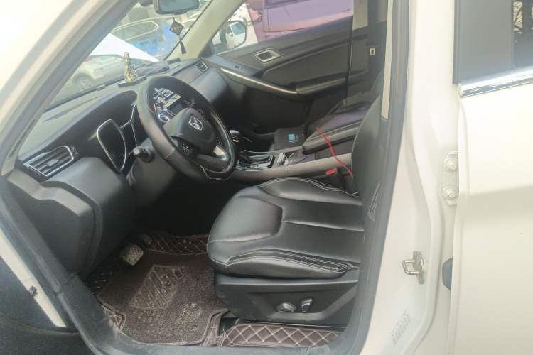 Used JMC Yusheng S330 2016 1.5L GTDi Automatic Two-Wheel Drive Prestige Edition Left Front Seat
