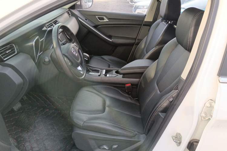 Used JMC Yusheng S330 2016 1.5L GTDi Automatic Two-Wheel Drive Fashion Edition Left Front Seat