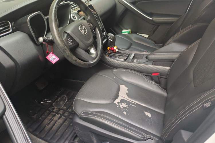 Used JMC Yusheng S330 2016 1.5L GTDi Automatic Two-Wheel Drive Prestige Edition Left Front Seat