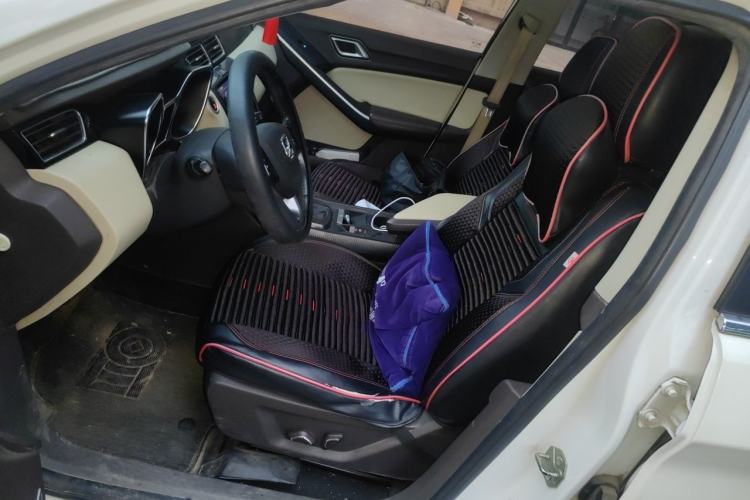 Used JMC Yusheng S330 2016 1.5L GTDi Automatic Two-Wheel Drive Flagship Edition Left Front Seat