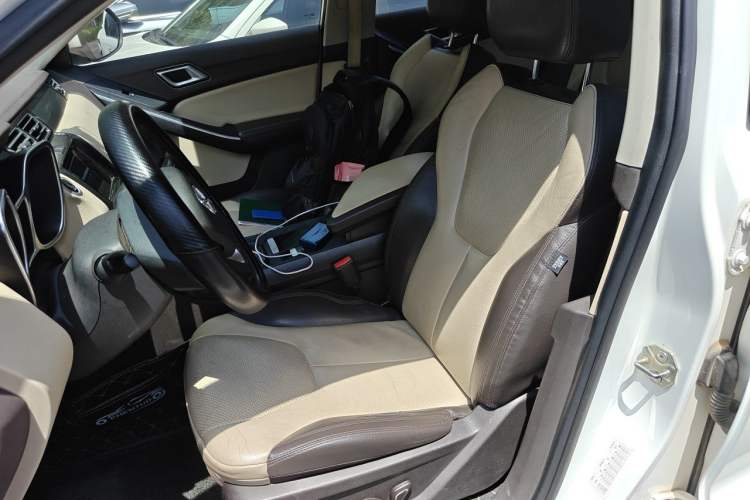 Used JMC Yusheng S330 2016 1.5L GTDi Automatic Two-Wheel Drive Flagship Edition Left Front Seat
