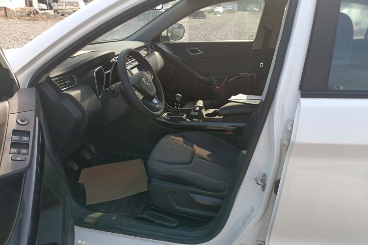 Used JMC Yusheng S330 2016 1.5L GTDi Manual Two-Wheel Drive Value Edition Left Front Seat