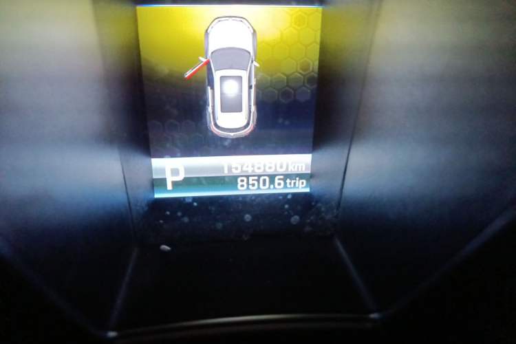 Used JMC Yusheng S330 2016 1.5L GTDi Automatic Two-Wheel Drive Fashion Edition Odometer Close Up