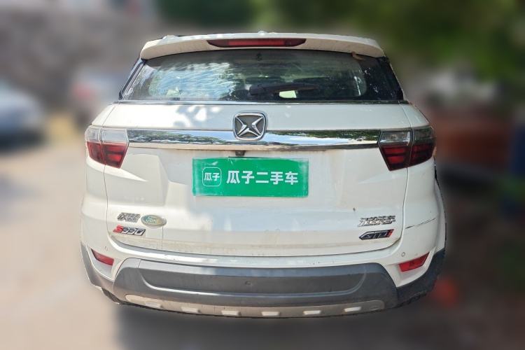 Used JMC Yusheng S330 2016 1.5L GTDi Automatic Two-Wheel Drive Flagship Edition Rear