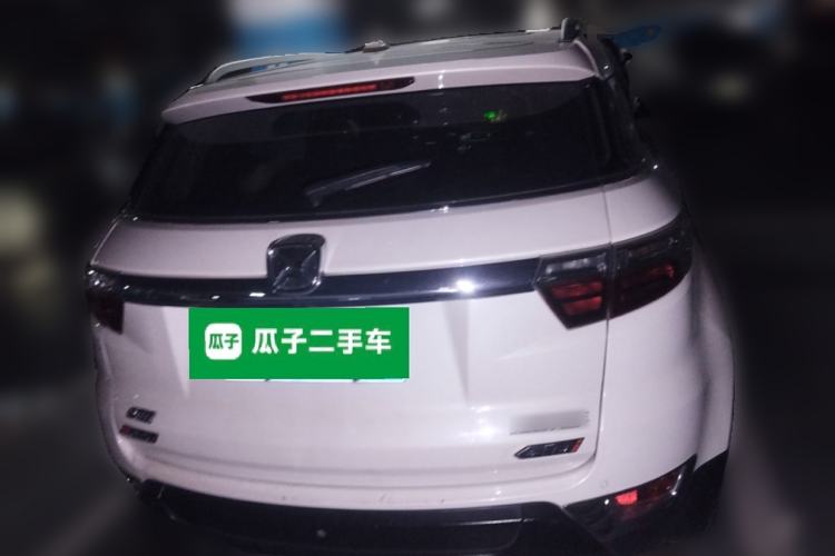 Used JMC Yusheng S330 2016 1.5L GTDi Automatic Two-Wheel Drive Flagship Edition Rear