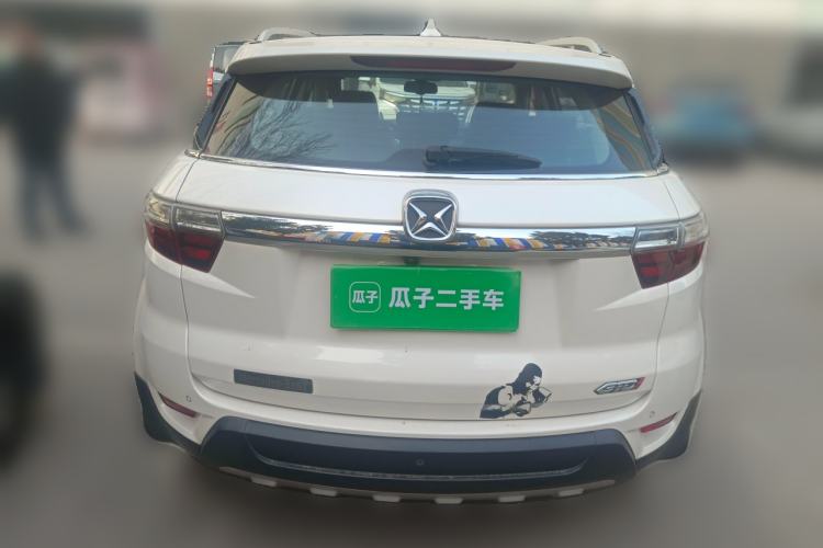 Used JMC Yusheng S330 2016 1.5L GTDi Automatic Two-Wheel Drive Prestige Edition Rear