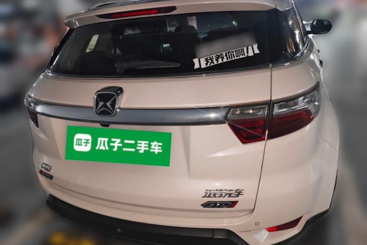 Used JMC Yusheng S330 2016 1.5L GTDi Automatic Two-Wheel Drive Fashion Edition Rear
