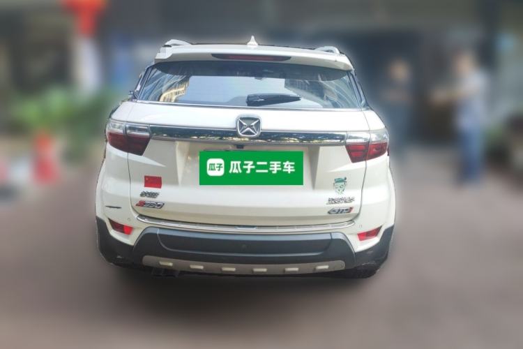 Used JMC Yusheng S330 2016 1.5L GTDi Automatic Two-Wheel Drive Flagship Edition Rear