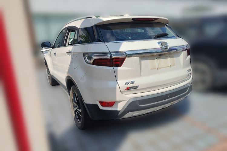 Used JMC Yusheng S330 2016 1.5L GTDi Automatic Two-Wheel Drive Prestige Edition Rear Left 45 Deg