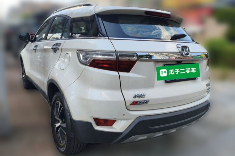 Used JMC Yusheng S330 2016 1.5L GTDi Automatic Two-Wheel Drive Fashion Edition Rear Left 45 Deg