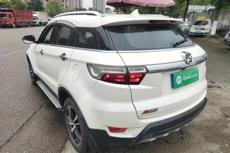 Used JMC Yusheng S330 2016 1.5L GTDi Automatic Two-Wheel Drive Prestige Edition Rear Left 45 Deg