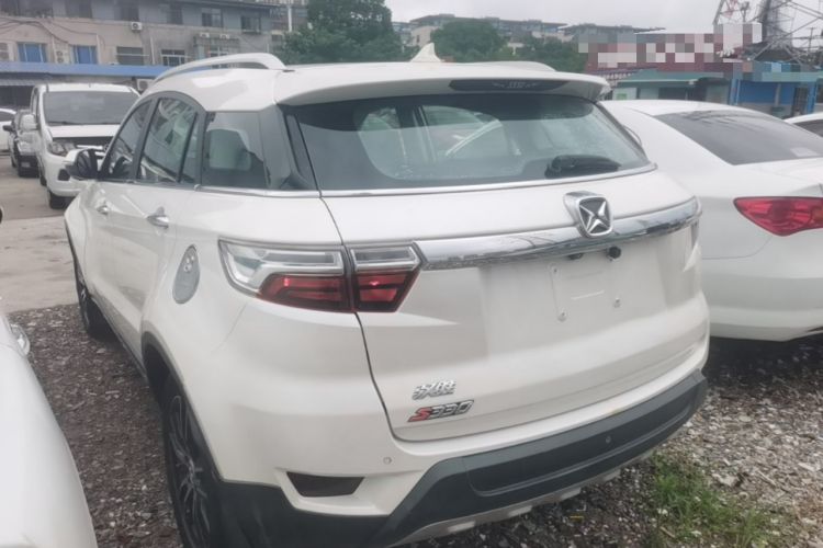 Used JMC Yusheng S330 2016 1.5L GTDi Automatic Two-Wheel Drive Flagship Edition Rear Left 45 Deg