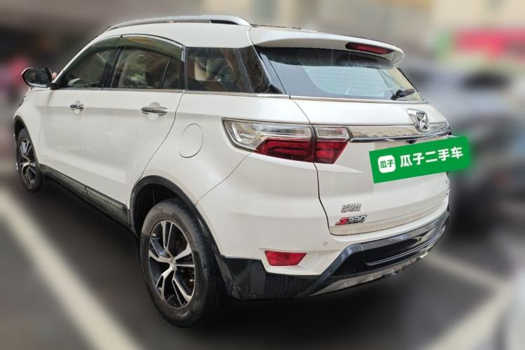 Used JMC Yusheng S330 2016 1.5L GTDi Automatic Two-Wheel Drive Prestige Edition Rear Left 45 Deg