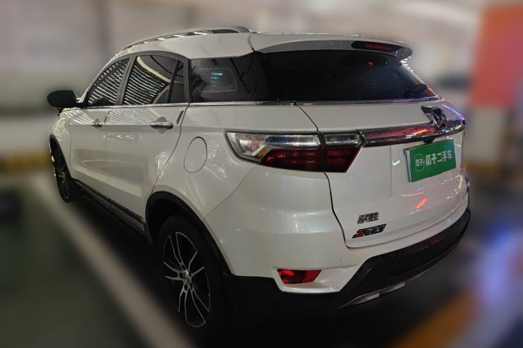 Used JMC Yusheng S330 2016 1.5L GTDi Automatic All-Wheel-Drive Flagship Edition Rear Left 45 Deg