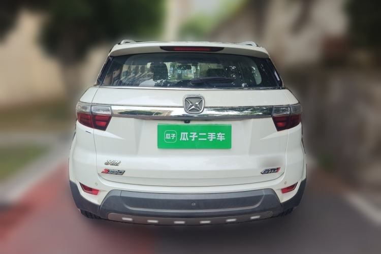 Used JMC Yusheng S330 2016 1.5L GTDi Automatic Two-Wheel Drive Prestige Edition Rear
