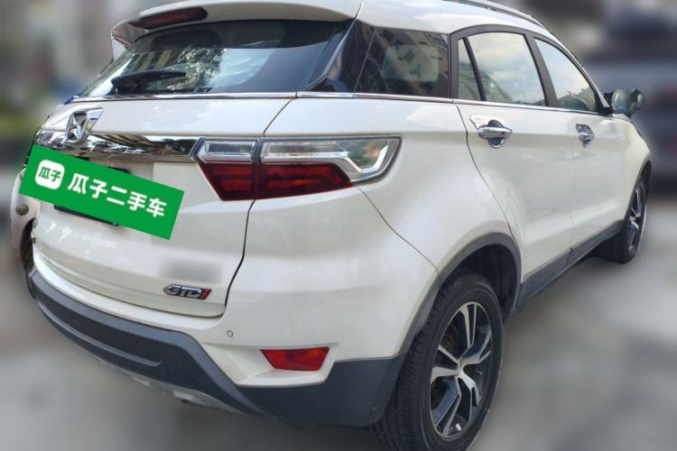 Used JMC Yusheng S330 2016 1.5L GTDi Automatic Two-Wheel Drive Fashion Edition Rear Right 45 Deg