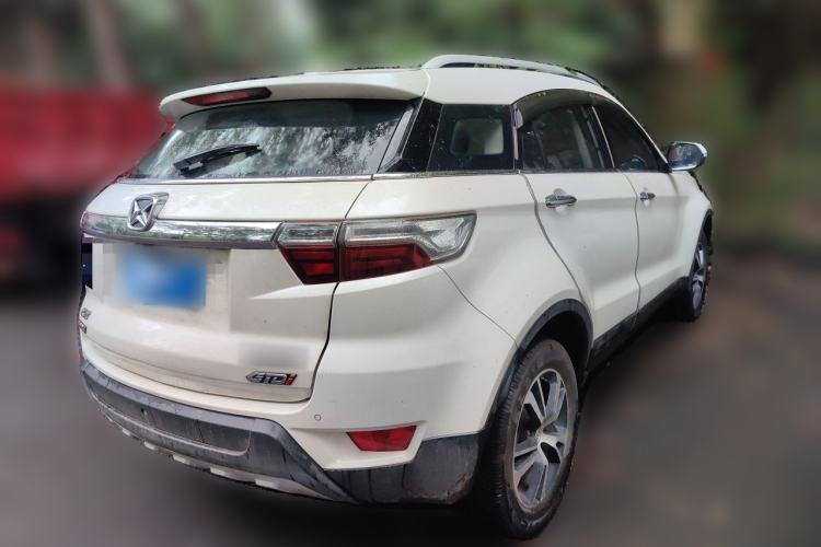 Used JMC Yusheng S330 2016 1.5L GTDi Automatic Two-Wheel Drive Prestige Edition Rear Right 45 Deg