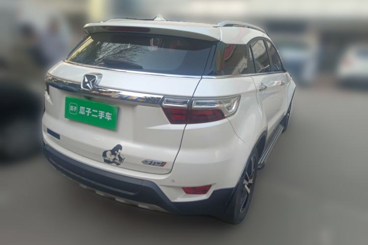 Used JMC Yusheng S330 2016 1.5L GTDi Automatic Two-Wheel Drive Prestige Edition Rear Right 45 Deg