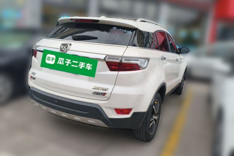 Used JMC Yusheng S330 2016 1.5L GTDi Automatic Two-Wheel Drive Prestige Edition Rear Right 45 Deg