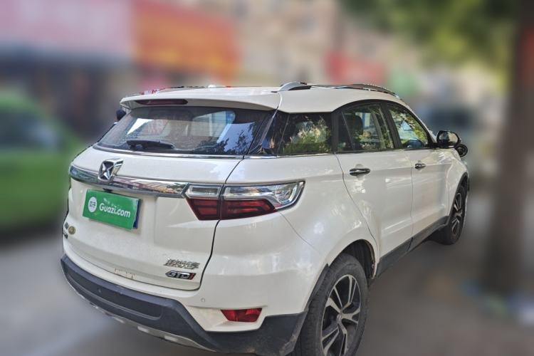 Used JMC Yusheng S330 2016 1.5L GTDi Automatic Two-Wheel Drive Fashion Edition Rear Right 45 Deg