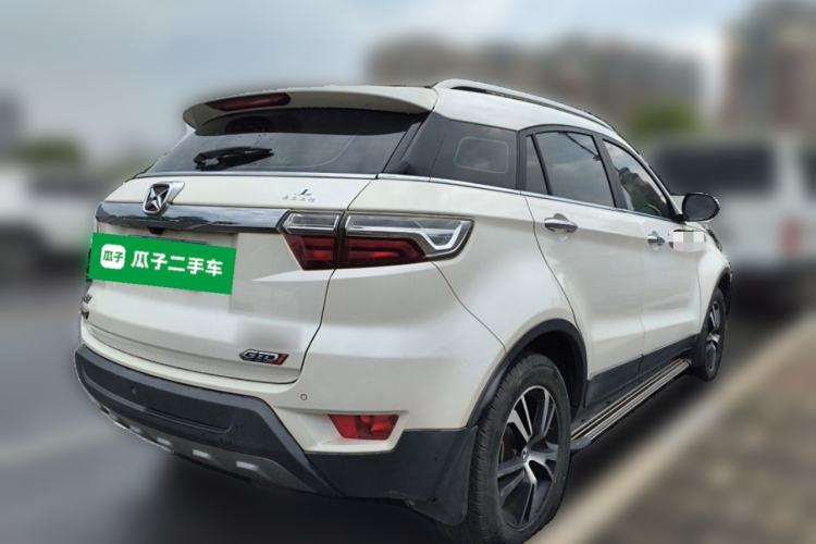 Used JMC Yusheng S330 2016 1.5L GTDi Automatic Two-Wheel Drive Prestige Edition Rear Right 45 Deg