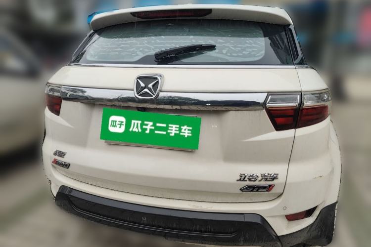 Used JMC Yusheng S330 2016 1.5L GTDi Automatic Two-Wheel Drive Fashion Edition Rear