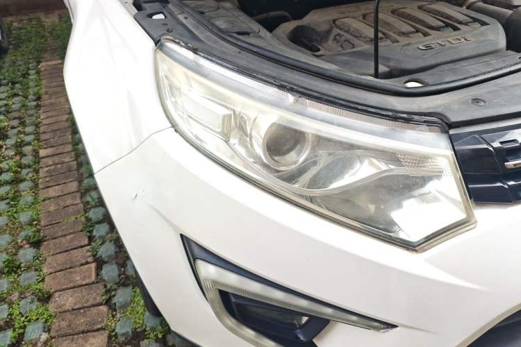 Used JMC Yusheng S330 2016 1.5L GTDi Automatic Two-Wheel Drive Prestige Edition Right Front Headlight