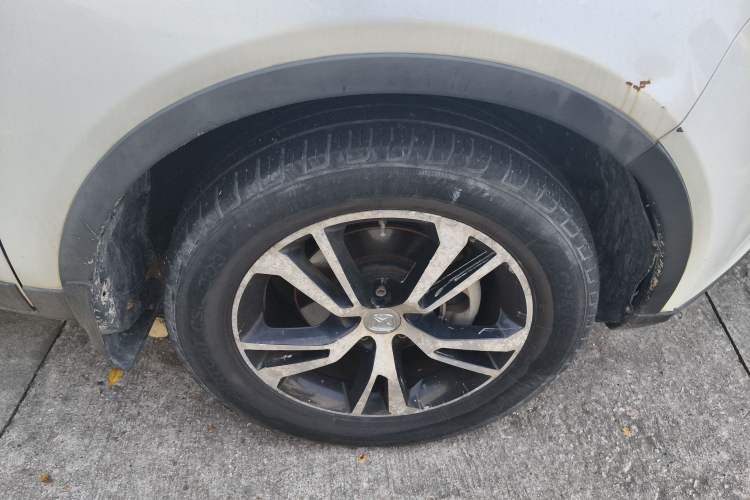 Used JMC Yusheng S330 2016 1.5L GTDi Automatic Two-Wheel Drive Comfort Edition Right Front Wheel Hub