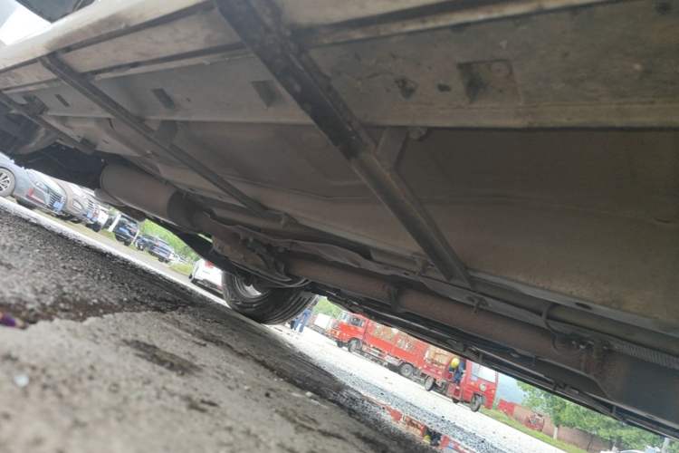 Used JMC Yusheng S330 2016 1.5L GTDi Automatic Two-Wheel Drive Prestige Edition Right Side Sill