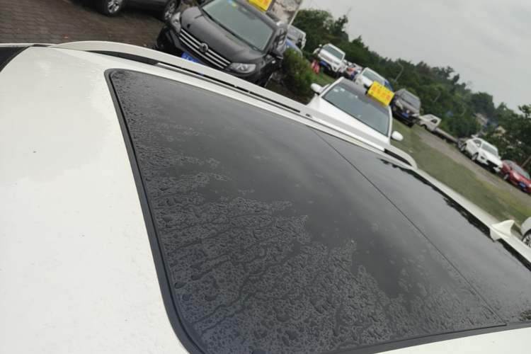 Used JMC Yusheng S330 2016 1.5L GTDi Automatic Two-Wheel Drive Prestige Edition Roof