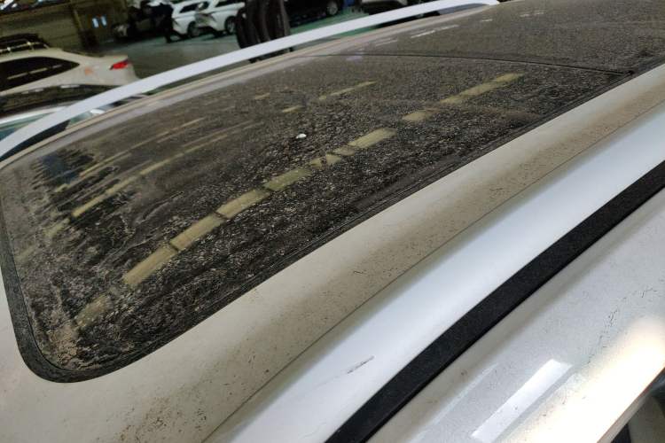 Used JMC Yusheng S330 2016 1.5L GTDi Automatic Two-Wheel Drive Flagship Edition Roof