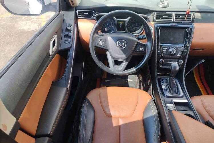 Used JMC Yusheng S330 2016 1.5L GTDi Automatic Two-Wheel Drive Prestige Edition Steering Wheel