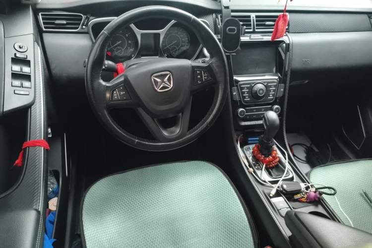 Used JMC Yusheng S330 2016 1.5L GTDi Automatic Two-Wheel Drive Prestige Edition Steering Wheel