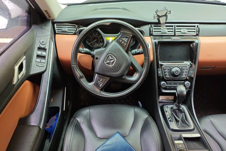 Used JMC Yusheng S330 2016 1.5L GTDi Automatic Two-Wheel Drive Prestige Edition Steering Wheel