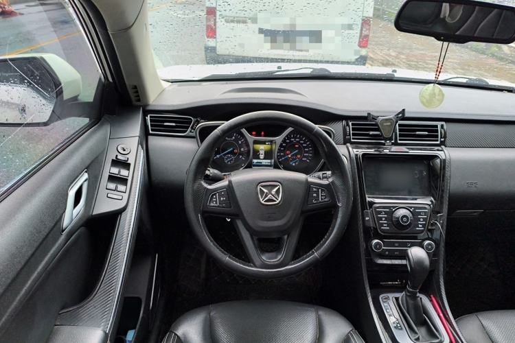 Used JMC Yusheng S330 2016 1.5L GTDi Automatic Two-Wheel Drive Prestige Edition Steering Wheel