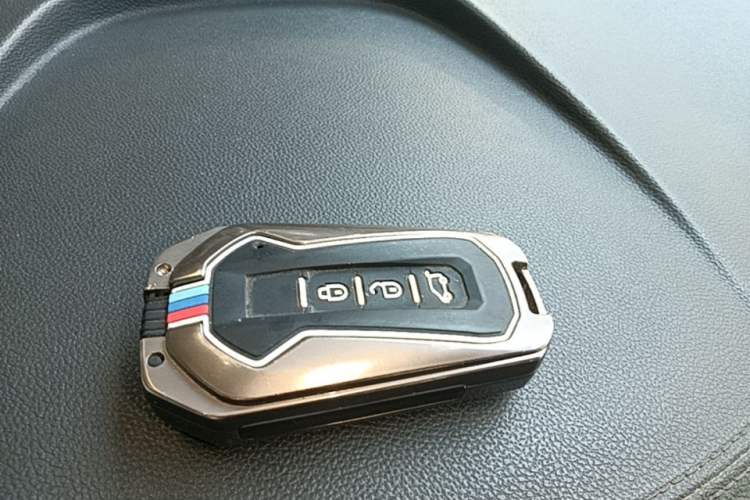 Used JMC Yusheng S330 2016 1.5L GTDi Automatic Two-Wheel Drive Prestige Edition Vehicle Key