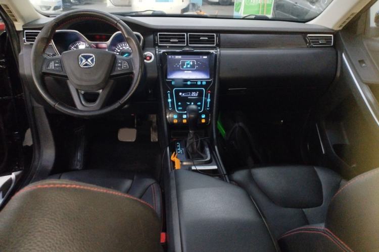 Used JMC Yusheng S330 2017 1.5L GTDi Automatic Two-Wheel Drive Midnight Edition Interior 2
