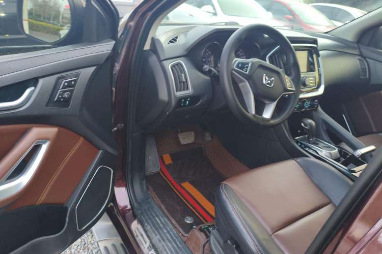 Used JMC Yusheng S350 2016 2.0T Automatic Two-Wheel Drive Gasoline Luxury Edition 5 Seats Driver Seat