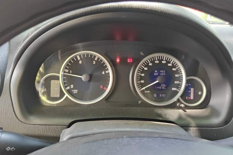 Used JMC Yusheng S350 2011 2.4T Two-Wheel-Drive Luxury 5-Seater Instrument Cluster