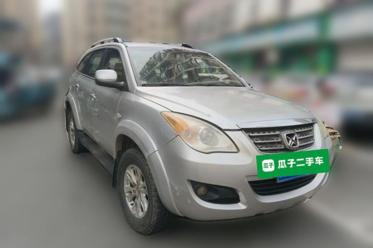Used JMC Yusheng S350 2011 2.4T Two-Wheel-Drive Luxury 5-Seater Front Right 45 Deg