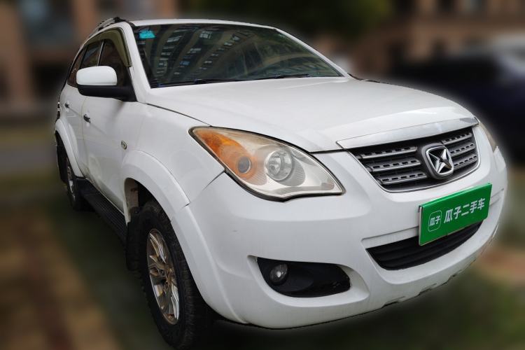 Used JMC Yusheng S350 2011 2.4T Two-Wheel-Drive Luxury 5-Seater Front Right 45 Deg