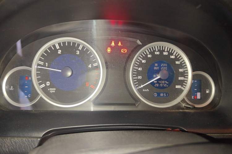Used JMC Yusheng S350 2011 2.4T Two-Wheel-Drive Luxury 5-Seater Instrument Cluster