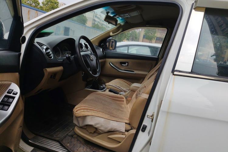 Used JMC Yusheng S350 2011 2.4T Two-Wheel-Drive Luxury 5-Seater Left Front Seat