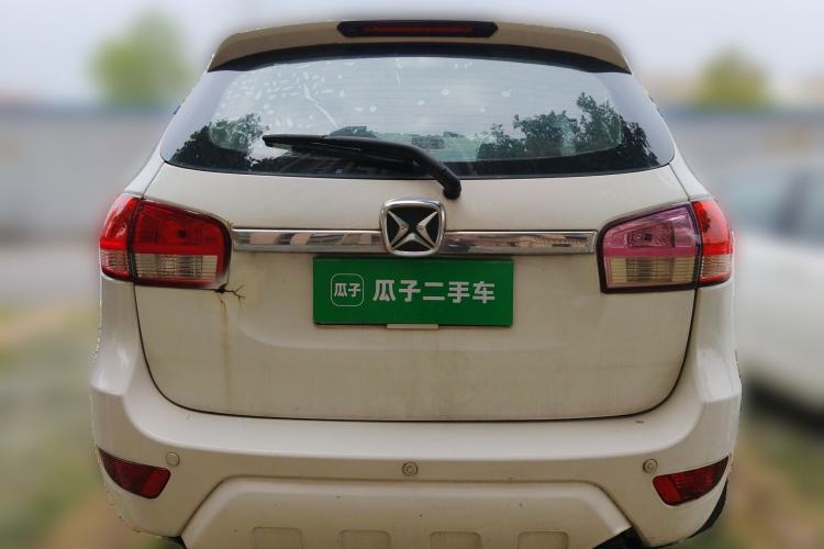 Used JMC Yusheng S350 2011 2.4T Two-Wheel-Drive Luxury 5-Seater Rear