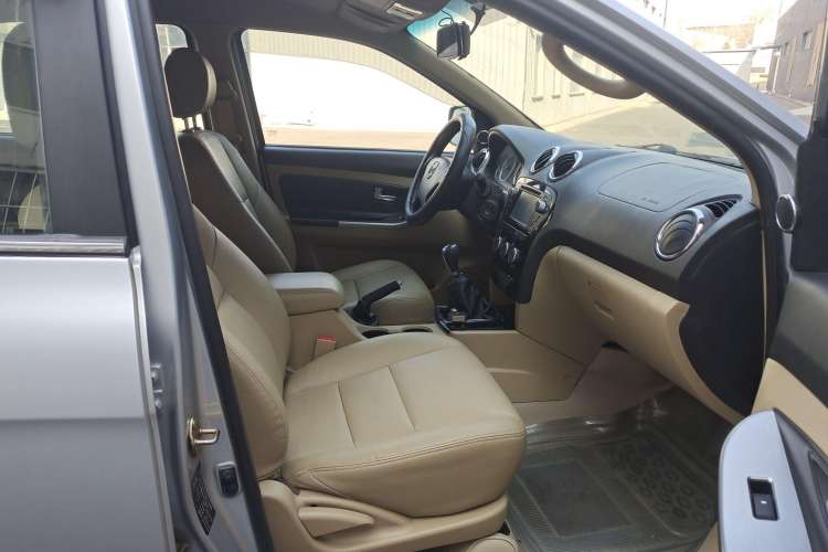 Used JMC Yusheng S350 2011 2.4T Two-Wheel-Drive Luxury 5-Seater Right Front Seat