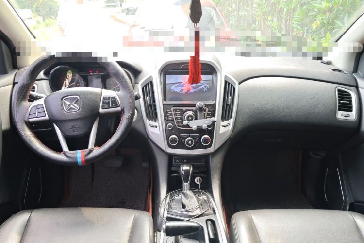 Used JMC Yusheng S350 2013 2.4T Automatic 2WD Diesel Luxury Edition 5 Seats Center Console