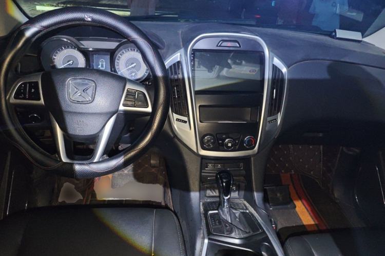 Used JMC Yusheng S350 2013 2.4T Automatic 4x4 Diesel Luxury 5-Seater Center Console