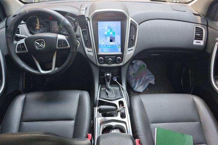 Used JMC Yusheng S350 2013 2.4T Automatic 2WD Diesel Luxury Edition 5 Seats Center Console
