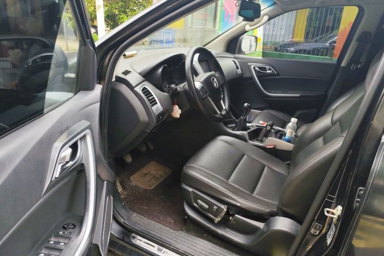 Used JMC Yusheng S350 2013 2.0T Manual Two-Wheel Drive Gasoline Ultra-Luxury 5-Seater Driver Seat