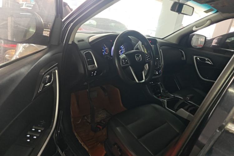 Used JMC Yusheng S350 2013 2.4T Automatic 2WD Diesel Luxury Edition 5 Seats Driver Seat